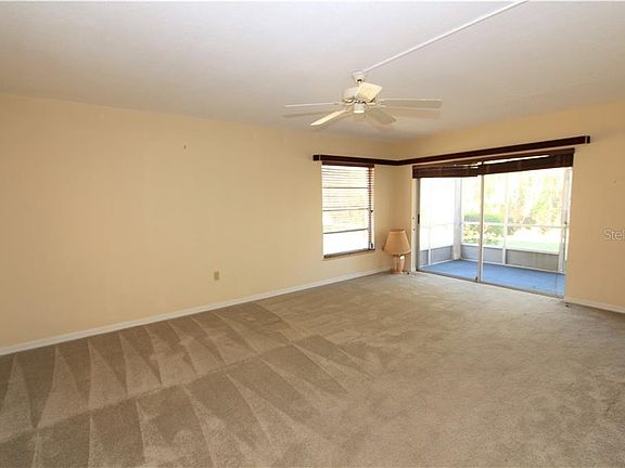 5th image of 6699 San Casa Dr #S