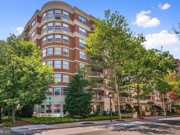 1200 Braddock Pl APT 308, Alexandria, VA 22314