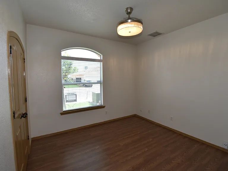 13737 Paseo Sereno Dr — Photo 4