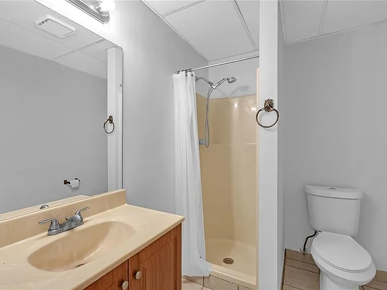 569 Garner Way NW — Photo 32
