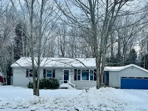43 Canyon Drive, Millinocket, ME 04462