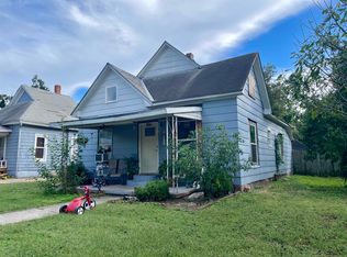 801 E 14th Ave, Winfield, KS 67156