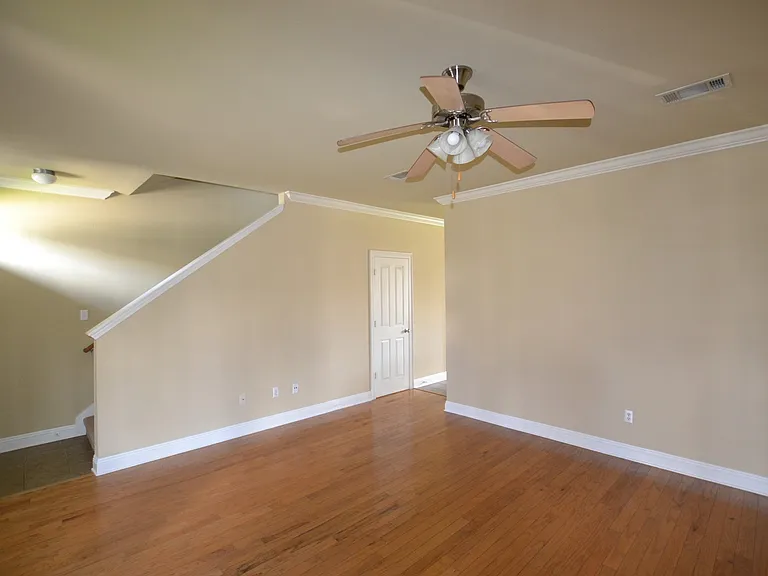 2117 Cypress Hall Aly — Photo 23
