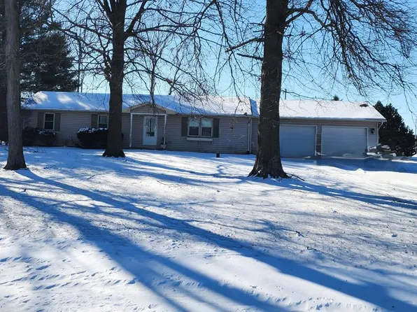 2696 Albright Rd, Bucyrus, OH 44820