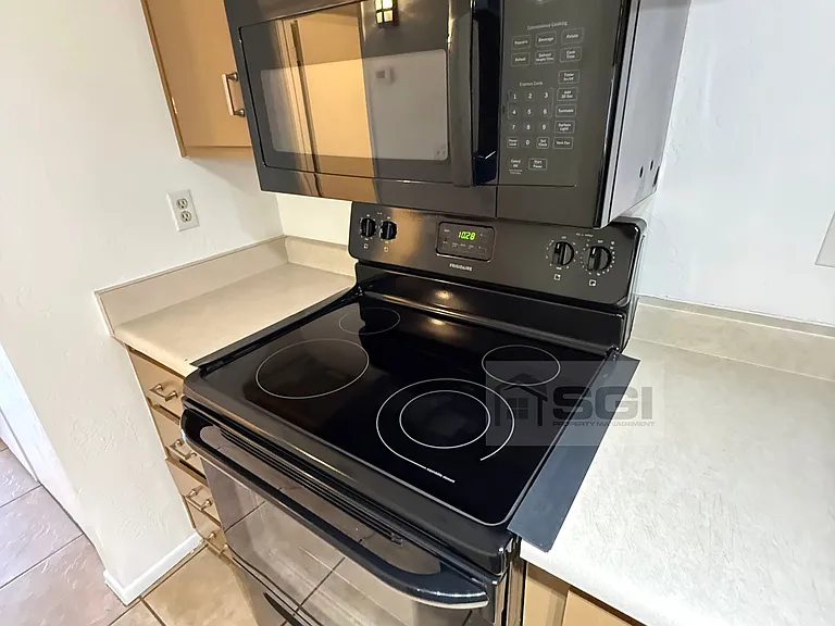 12123 W Bell Rd #214 — Photo 10