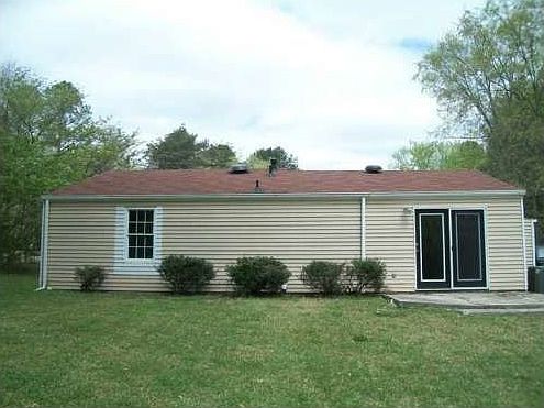 3rd image of 3596 Shrewsbury Ct