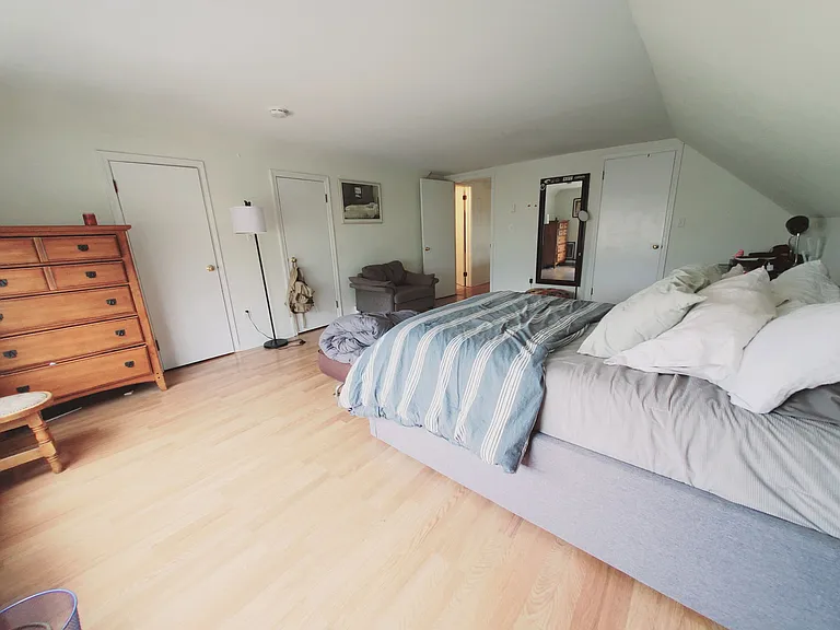 22 Cove Rd #3 — Photo 9
