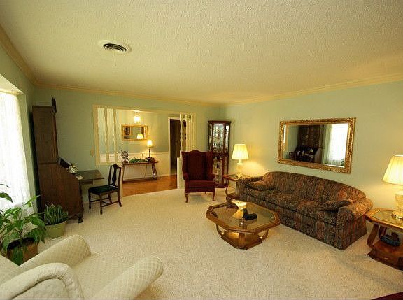 4th image of 3510 Danbury Dr