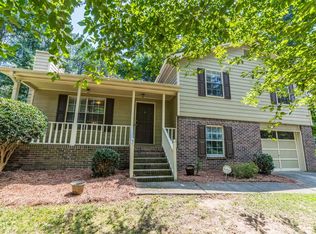 1606 Woodsong Ct, Grayson, GA