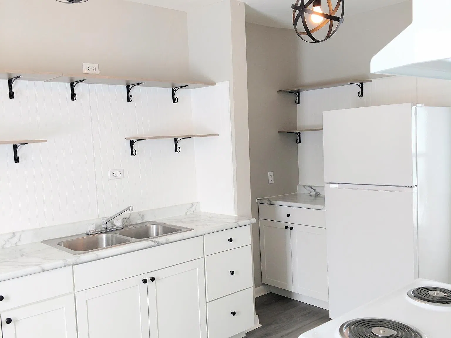 709 W Front St — Photo 1