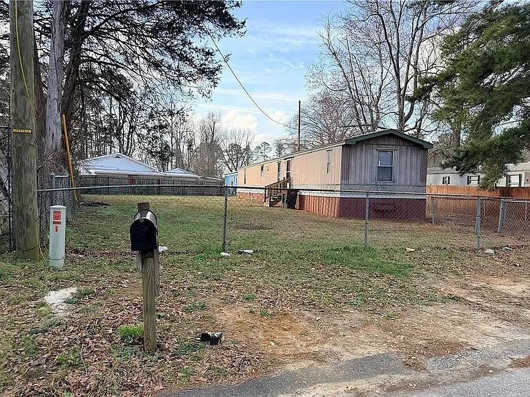 804 Vagabond Dr — Photo 4