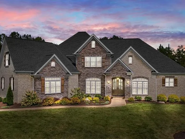7814 Neugent Dr, Kernersville, NC 27284