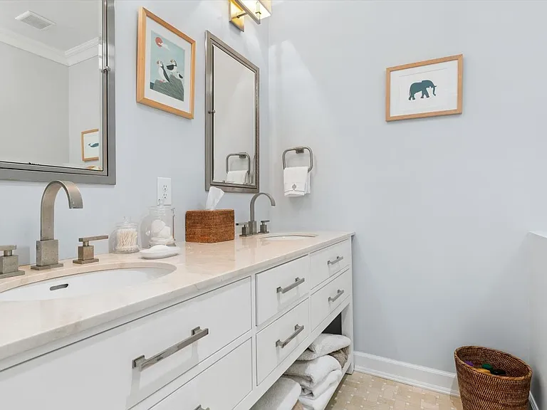 704 High Pond Ln — Photo 27