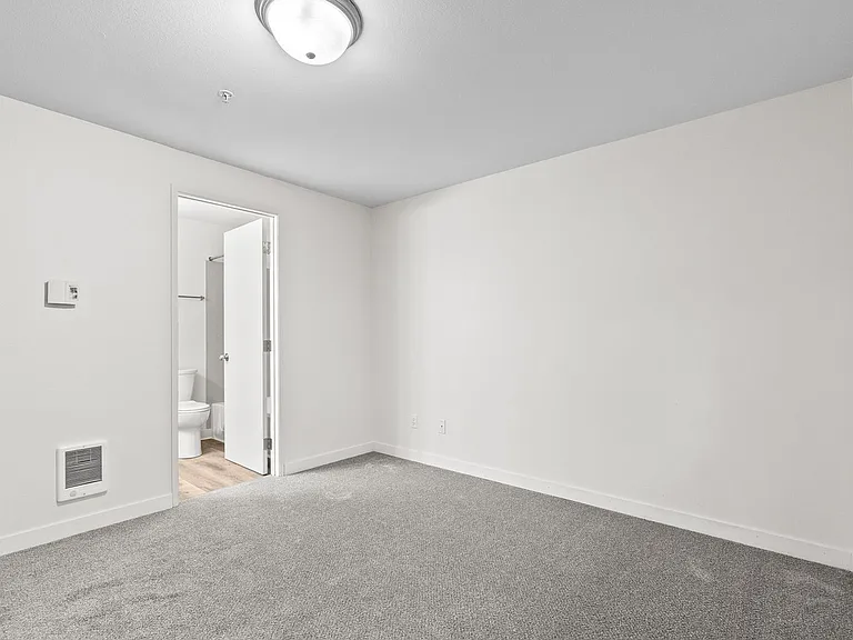 Spacious 2x2 Apartment Homes in Central Tacoma! — Photo 60
