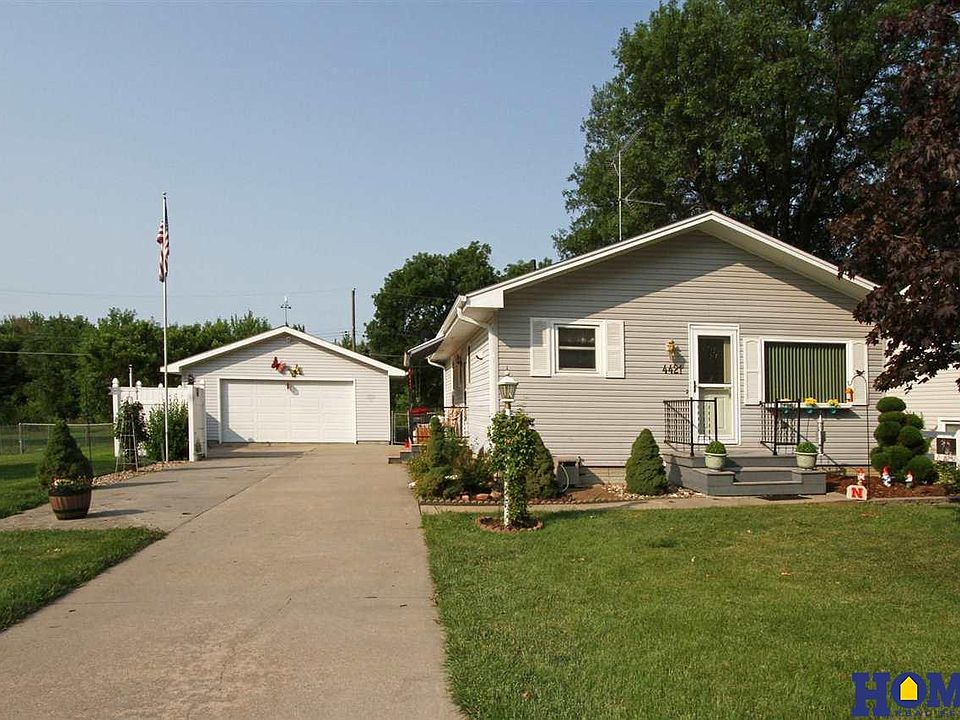 1st image of 4421 Gertie Ave
