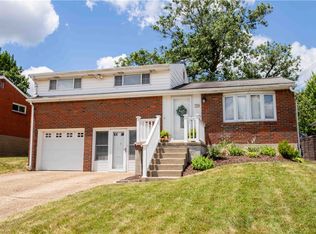709 Lindsay Rd, Carnegie, PA 15106