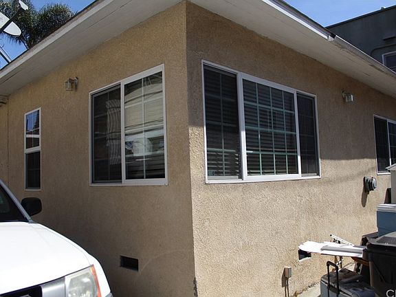 2nd image of 124 1/2 Orange Ave
