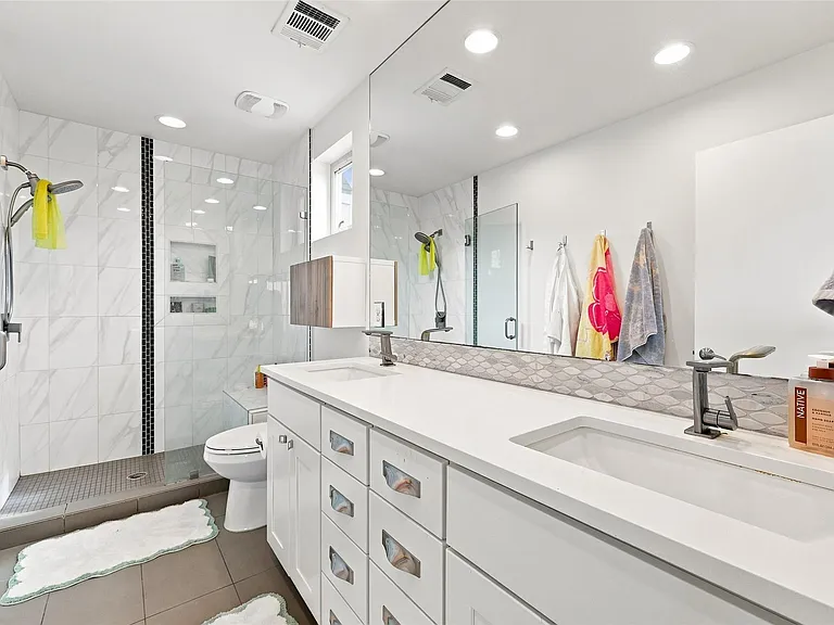 2800 Crest Ave #B — Photo 23