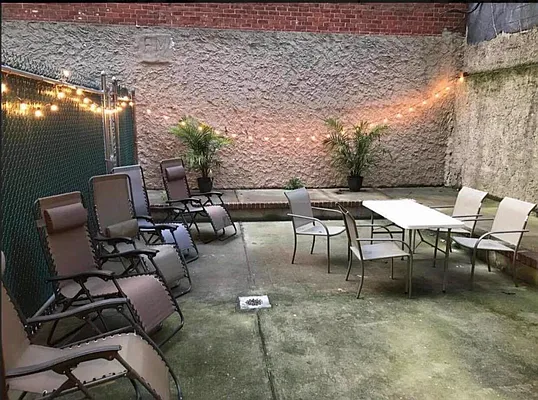 Rented by City Connections Realty | media 18