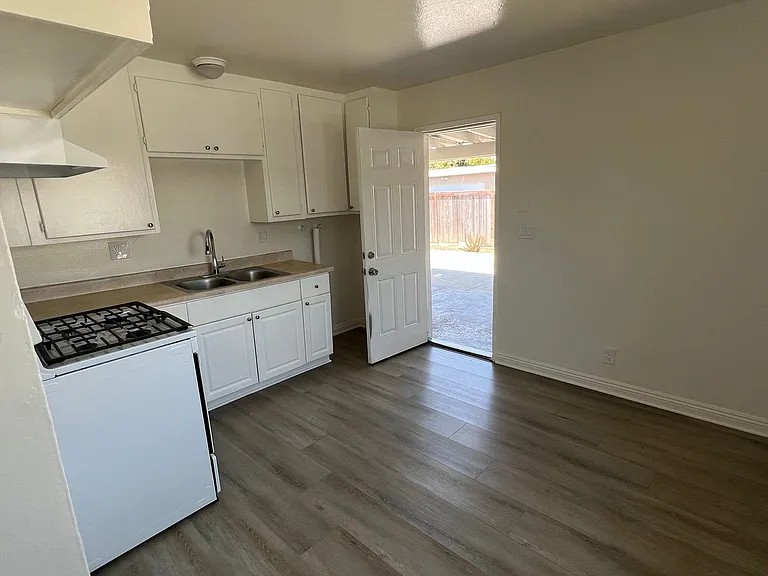 8171 Opal Cir — Photo 6