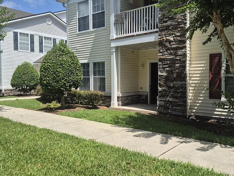 2200 Marsh Hawk Ln #205 — Photo 1