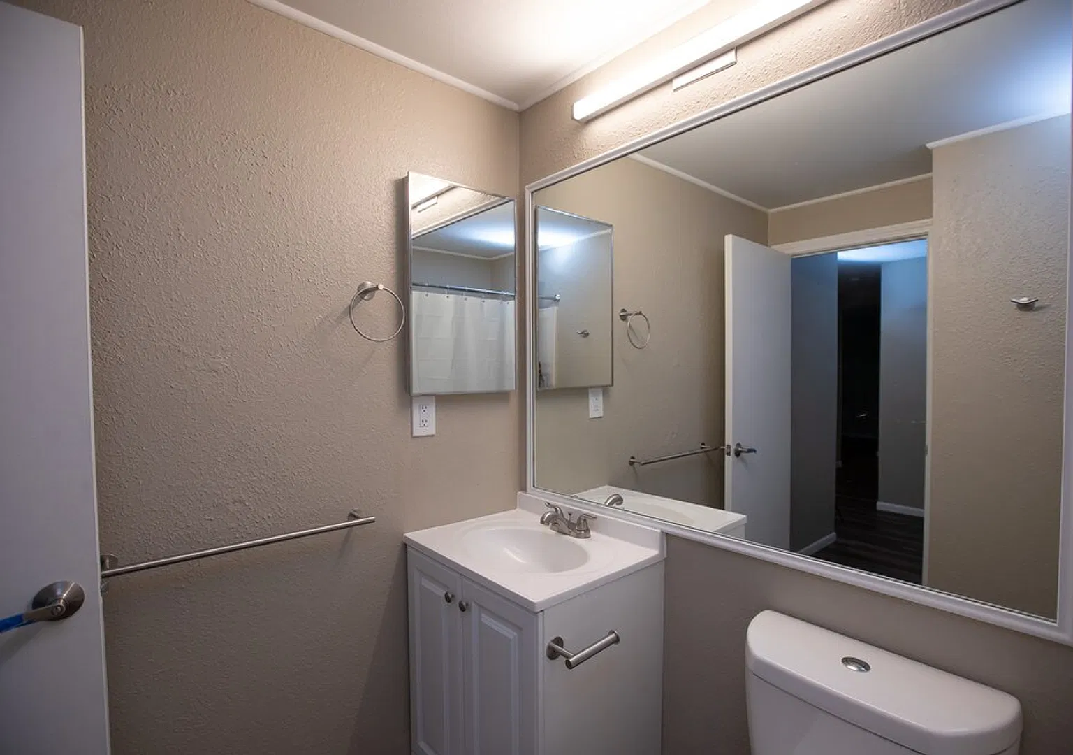 The Residence at River Hill — Photo 4