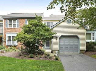 86 Goldfinch Dr, Hackettstown, NJ 07840