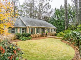 5039 Larry Ln, Marietta, GA 30068