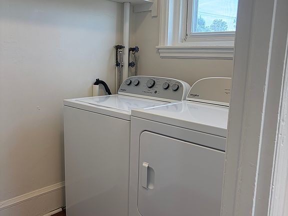 5th image of 8 W Benedict Ave #2E