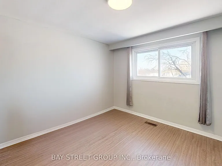 42 Iangrove Ter — Photo 14