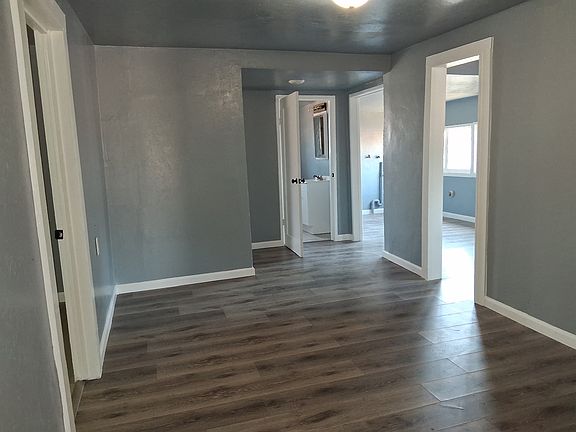 3rd image of 2979 S Newman Ave