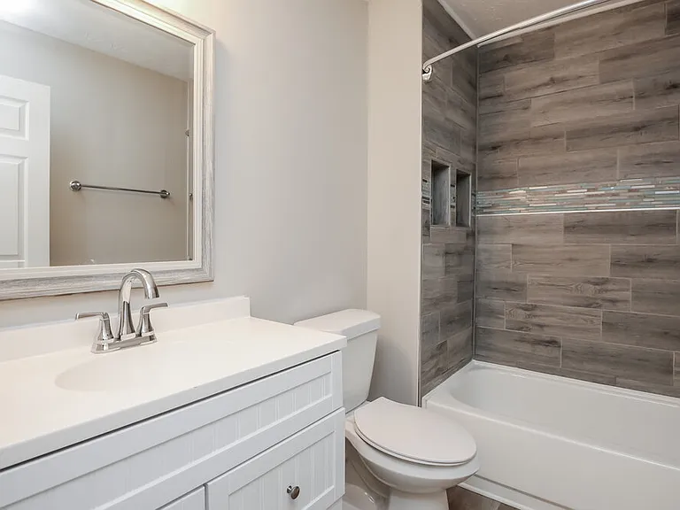 1448 Christiana Dr — Photo 16