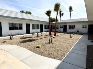 700 N Riverside Dr APT 7, Palm Springs, CA 92264