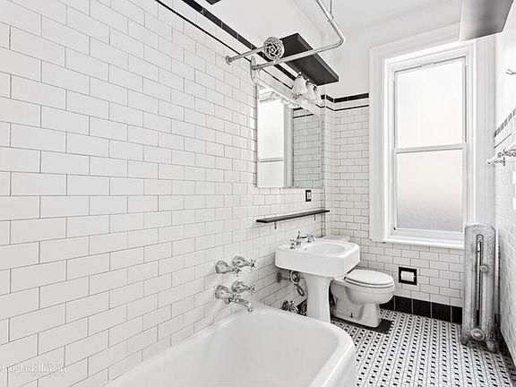 5th image of 205 Park Pl APT 14