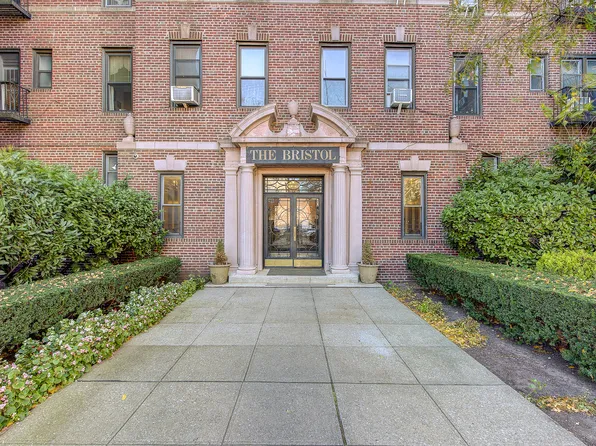 78-14 Austin Street image 1 of 18