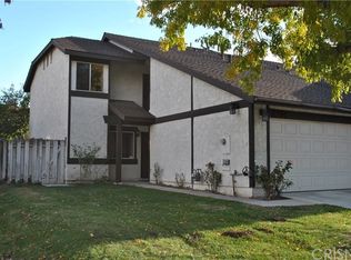 16914 Shinedale Dr, Santa Clarita, CA 91387
