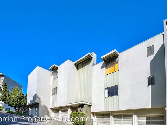 4th image of 30 Parkridge Dr APT 12