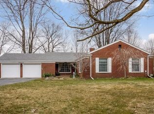 7101 Angle Rd, Northville, MI 48168