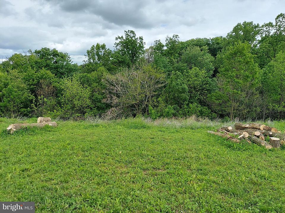 1st image of 236 Sunset Cir