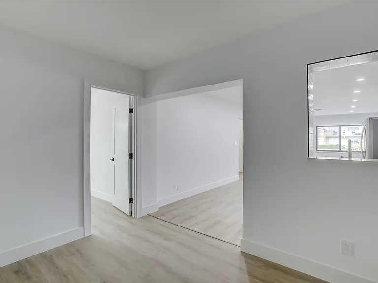2155 NE 56th Ct — Photo 14