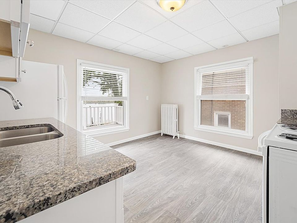 3107 Van Alstyne St. *EPM* 3 Apartment Rentals Wyandotte, MI Zillow