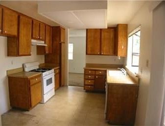 2nd image of 28 Deer Creek Rd