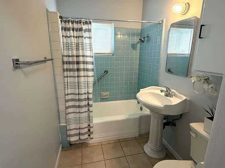 4827 Pacific Ave — Photo 6