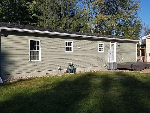 5th image of 90 Lake Holiday Ln