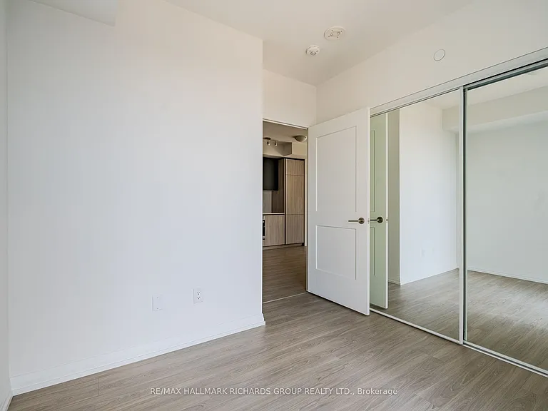 28 Widmer St #3023 — Photo 11