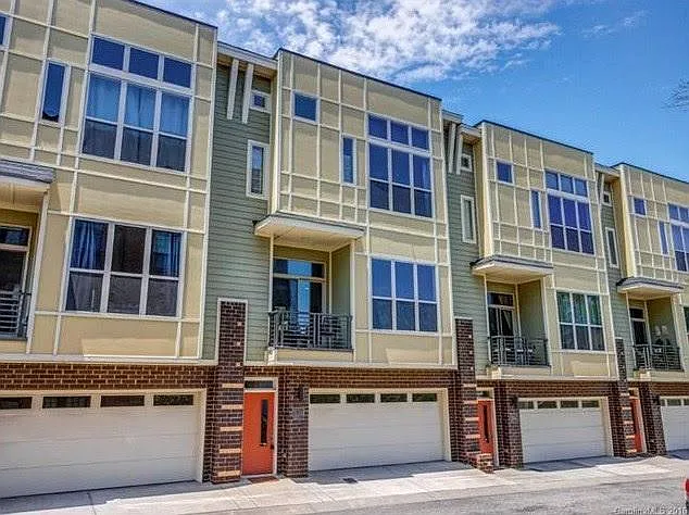 2944 Textile Way — Photo 8