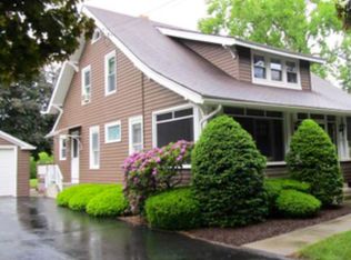 47 School St, Enfield, CT 06082