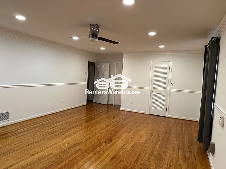 1109 High Country Rd — Photo 30
