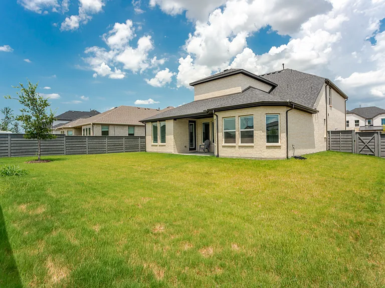 7205 Indian Paint Brush Ln — Photo 23