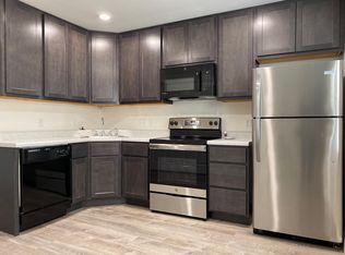 3984 Brittany Cir, Bridgeton, MO 63044